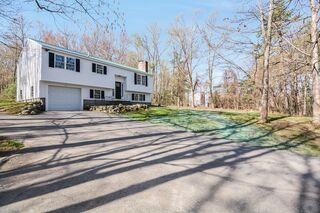 Photo of 21 North End Road Townsend, MA 01469
