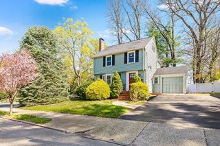 Photo of 44 Pierrepont Rd Newton Lower Falls, MA 02462