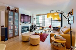 Photo of 580 Washington St Boston - Midtown, MA 02111