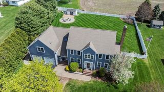 Photo of 3 Goddard Dr Auburn, MA 01501