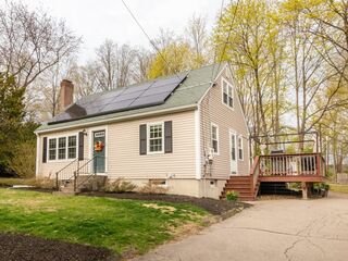 Photo of 1 Conlyn Ave Franklin, MA 02038