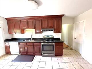 Photo of 13 Beacon St Quincy, MA 02169