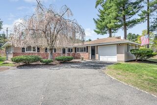 Photo of 22 Ansie Rd Chelmsford, MA 01824