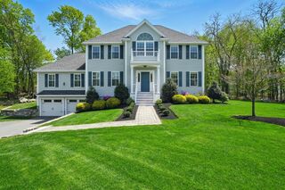 Photo of 6 Fall Way Lynnfield, MA 01940