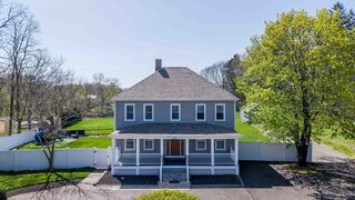Photo of 365 Middle Rd Acushnet, MA 02743