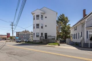 Photo of 1037 Cove Rd New Bedford, MA 02744