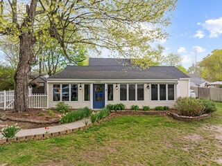 Photo of 780 Rocky Hill Rd Plymouth, MA 02360
