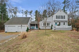 Photo of 96 Union Bridge Rd Duxbury, MA 02332