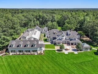 Photo of real estate for sale located at 210 Monument Farm Road Concord, MA 01742