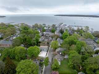 Photo of 13 Cannon St Mattapoisett, MA 02739