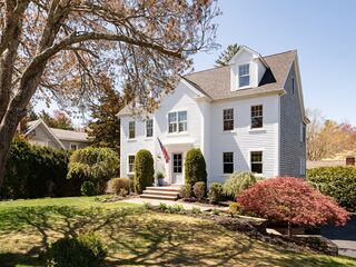 Photo of 271 Marshall St Duxbury, MA 02332