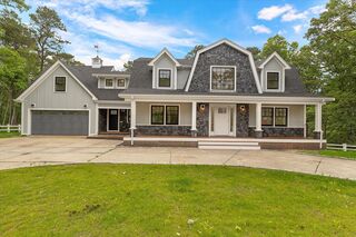 Photo of 152 Pleasant Bay Rd East Harwich, MA 02645