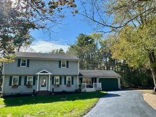 Photo of real estate for sale located at 8 Melanie Lane Mattapoisett, MA 02739