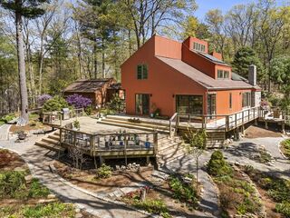 Photo of 11 Chaplin Cir West Boxford, MA 01921