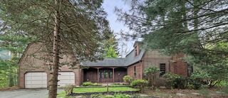 Photo of 145 Essex St Hamilton, MA 01982