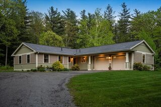 Photo of 26 Beaman Rd Princeton, MA 01541