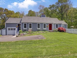 Photo of 155 Highland St Berlin, MA 01503