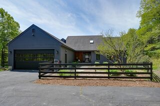 Photo of 161 Randall Rd Berlin, MA 01503