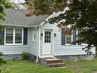 Photo of 93 Fairhaven Rd Mattapoisett, MA 02739