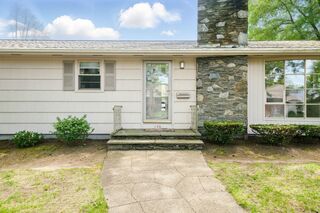 Photo of 146 Berkley St Dartmouth, MA 02747