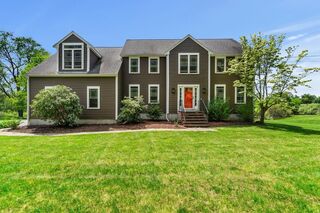 Photo of 255 Highland St Holliston, MA 01746