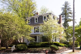 Photo of 39 Woodward St Newton Highlands, MA 02461