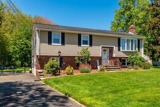 Photo of 486 Leonard St Raynham, MA 02767