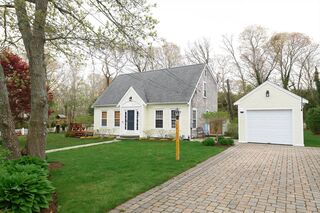 Photo of real estate for sale located at 194 Old Colony Rd Barnstable, MA 02601