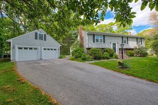 Photo of 25 Laurie Cir Bridgewater, MA 02324