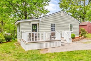 Photo of 4 4th Rd Hopkinton, MA 01748