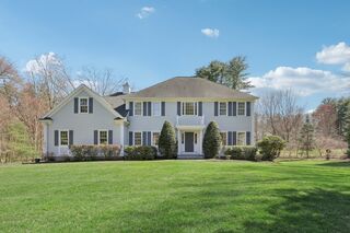 Photo of 211 Red Acre Rd Stow, MA 01775
