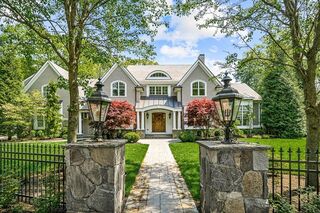 Photo of 99 Old Colony Rd Wellesley, MA 02481