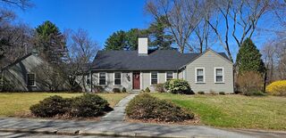 Photo of 129 Highfields Rd Abington, MA 02351