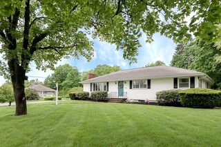 Photo of 208B Pakachoag Street Auburn, MA 01501