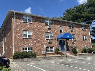Photo of 232 Low Street Newburyport, MA 01950
