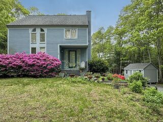 Photo of real estate for sale located at 7 Fox Hollow Ln Barnstable, MA 02655
