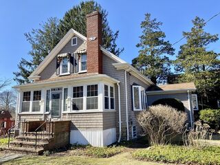 Photo of 40 Castle Ave Fairhaven, MA 02719