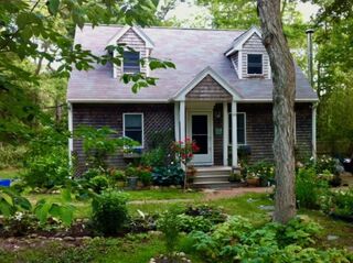 Photo of 113 Leonard Circle Tisbury, MA 02568