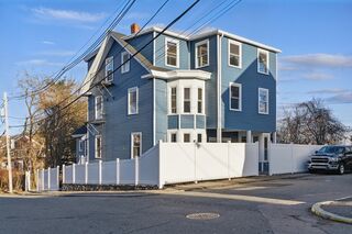 Photo of 17 Burns St Lowell, MA 01852