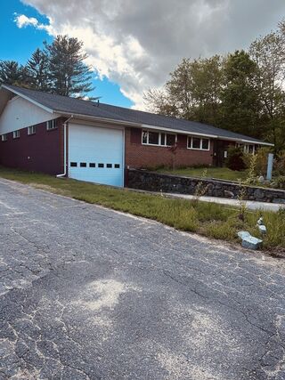 Photo of 129 Bolton Rd Lancaster, MA 01523