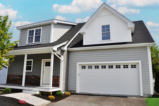 Photo of 27 Willow Pond Circle Medway, MA 02053