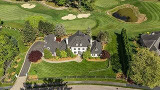 Photo of real estate for sale located at 168 Country Club Way Kingston, MA 02364