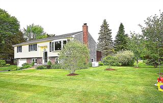 Photo of 10 Odyssis Dr Wareham, MA 02532
