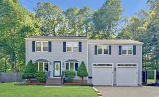 Photo of 258 Pine St Holbrook, MA 02343