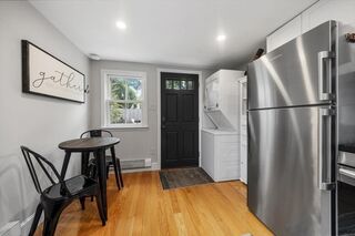 Photo of 176 South Street Hingham, MA 02043
