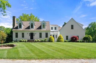 Photo of 749 Franklin St Duxbury, MA 02332