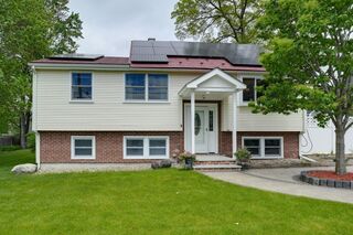 Photo of 10 Rahway Rd Burlington, MA 01803