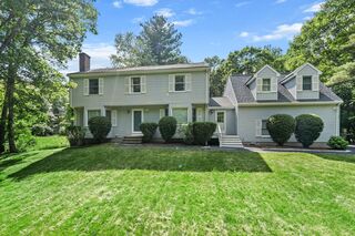 Photo of 123 Summer St Medway, MA 02053