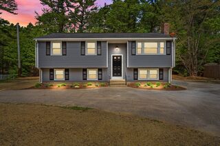 Photo of 169 Hedges Pond Rd Plymouth, MA 02360