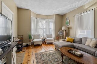 Photo of 89 Plymouth St Cambridge, MA 02141